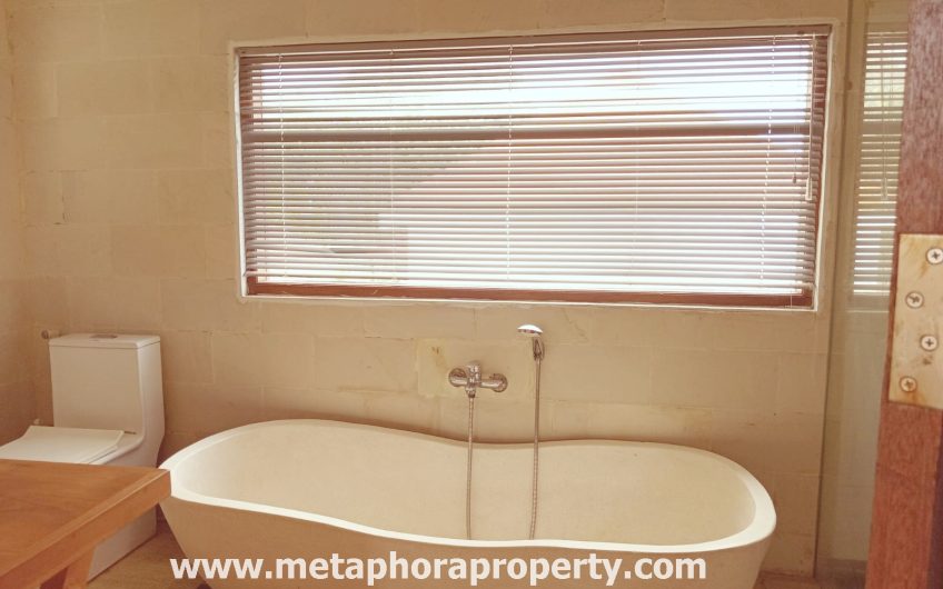 Villa Lembah – Pererenan