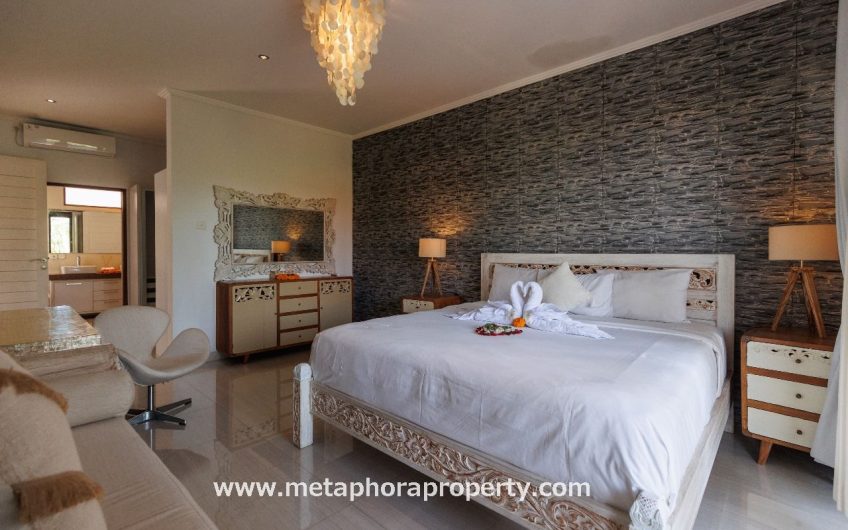 Villa Nazera – Raya Canggu Street