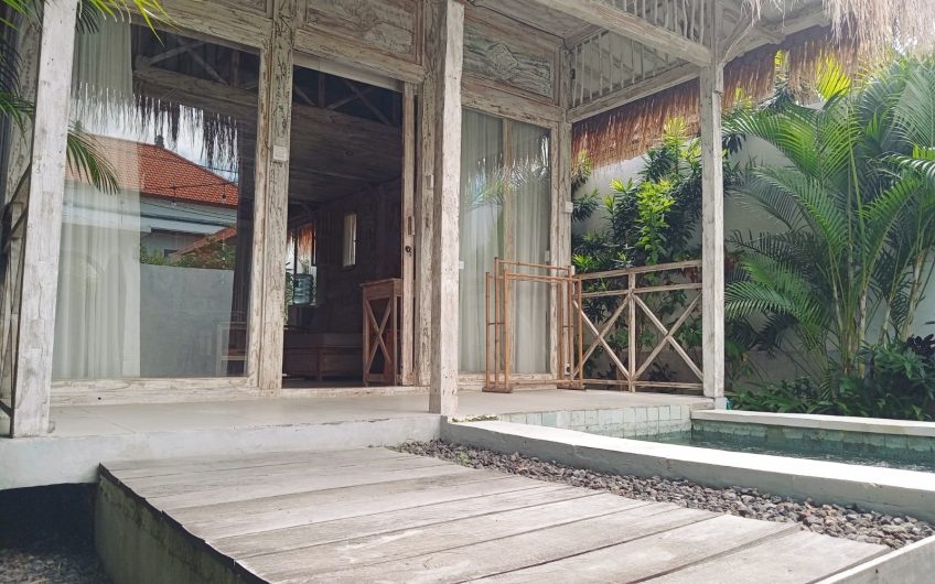 Villa Alang – Pantai Lima Pererenan